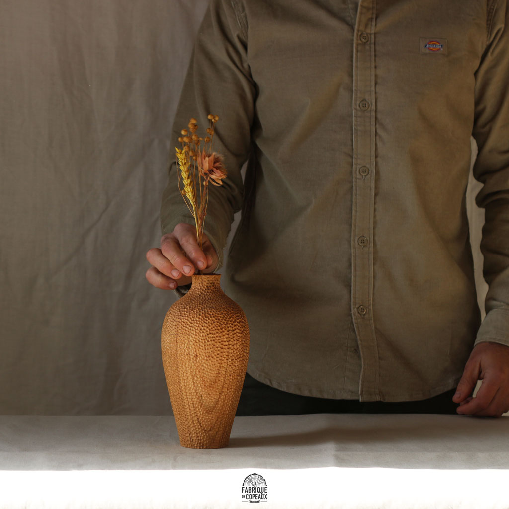 s3.6 soliflore, bois, artisanat, tournage, vase, fabriquer en france, auvergne, pièce unique, art, décoration, fabriquer à la main