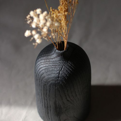 soliflore, bois, artisanat, tournage, vase, fabriquer en france, auvergne, pièce unique, art, décoration, fabriquer à la main, bois brulé, yakisugi
